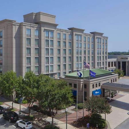 Hilton Garden Inn Virginia Beach Town Center Екстериор снимка