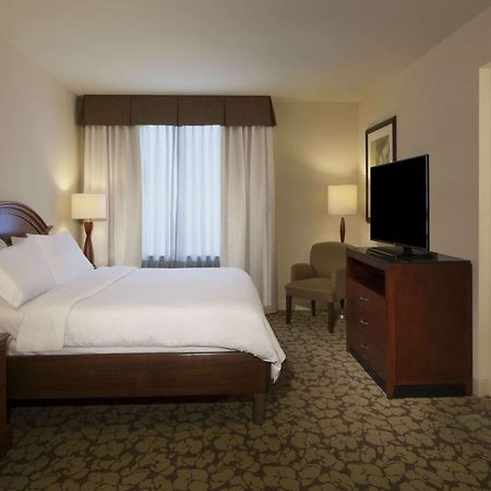 Hilton Garden Inn Virginia Beach Town Center Екстериор снимка