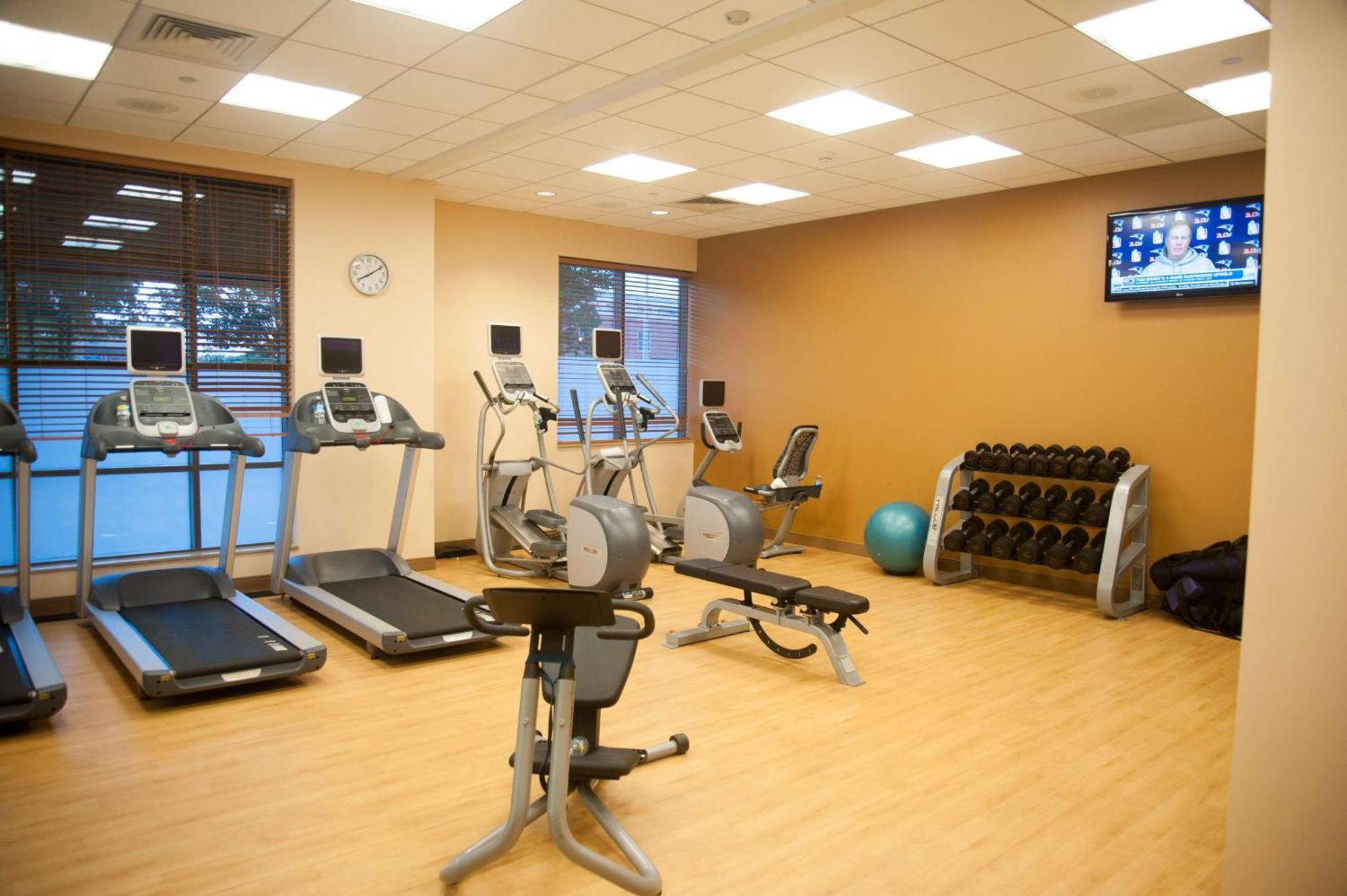 Hilton Garden Inn Virginia Beach Town Center Екстериор снимка